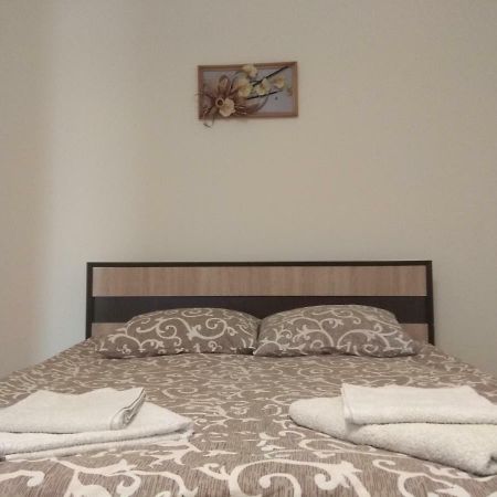 Затишна Квартира Apartment Rivne Exterior photo