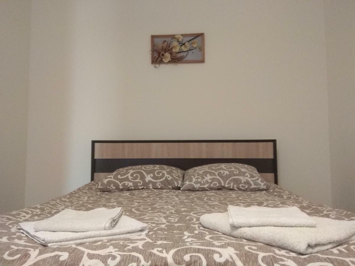 Затишна Квартира Apartment Rivne Exterior photo